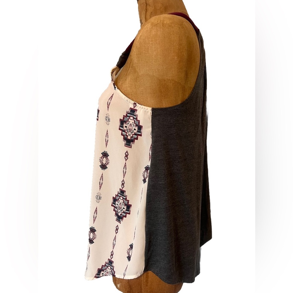 Like New Rewind Two Tone Tank M - Picture 3 of 6
